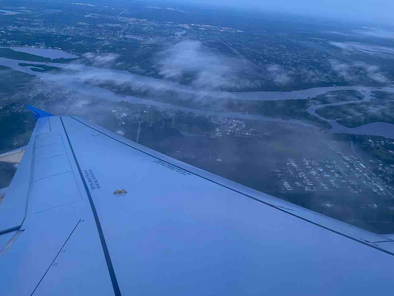 Chuyen Tau Hoang Hon  Duc guyen