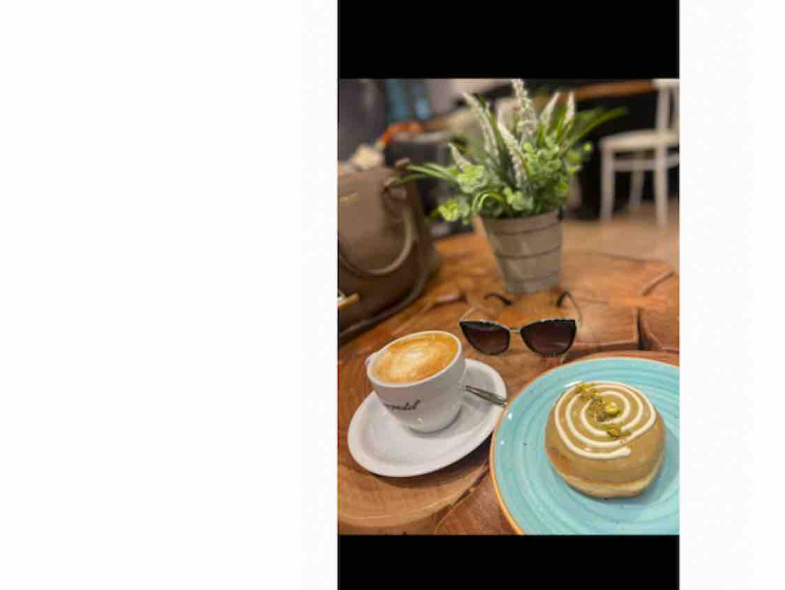 Nửa Đêm Ngoài Phố 