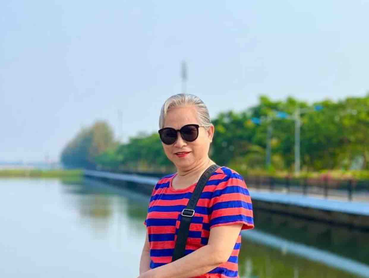 Lẻ Bóng Karaoke